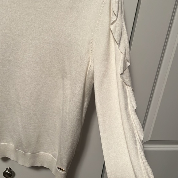 CALVIN KLEIN pullover with ruffle detail. - Picture 4 of 6